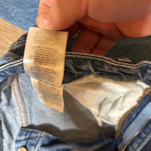 Good American Raw Hem Crop Jeans β’ Size 12 β’ 31W β’ Blue CC602TNA - Picture 5 of 8